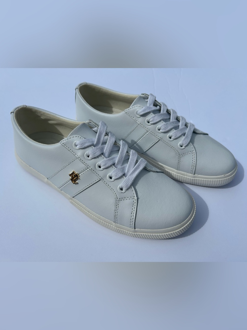 NWT🌷Ralph Lauren Women's White Leather Sneakers with Gold Accent Initials “RL”